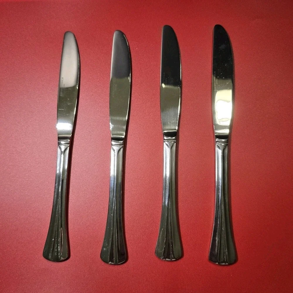 International Silver Company Flatware Set Of 4 Knives *Flight* Is The Pattern